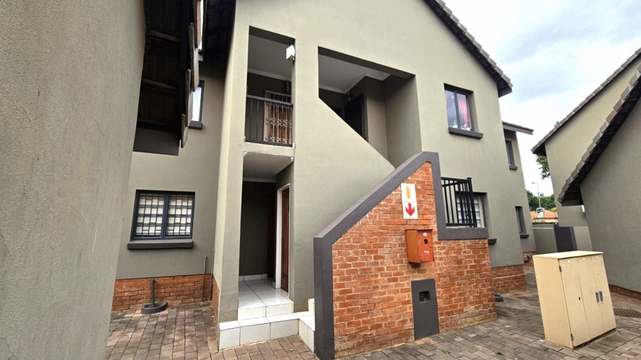 To Let 3 Bedroom Property for Rent in Melodie North West